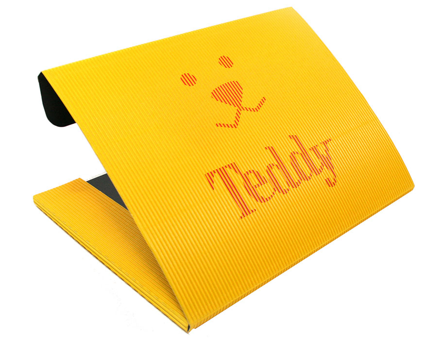 Kalenderverpackungen ueberzogen aus Wellpapp Karton gelb mit Druck